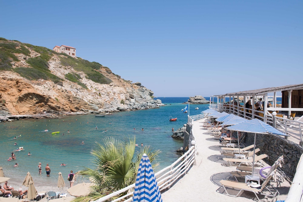 Athina Palace Resort & Spa — Beach in Lygaria