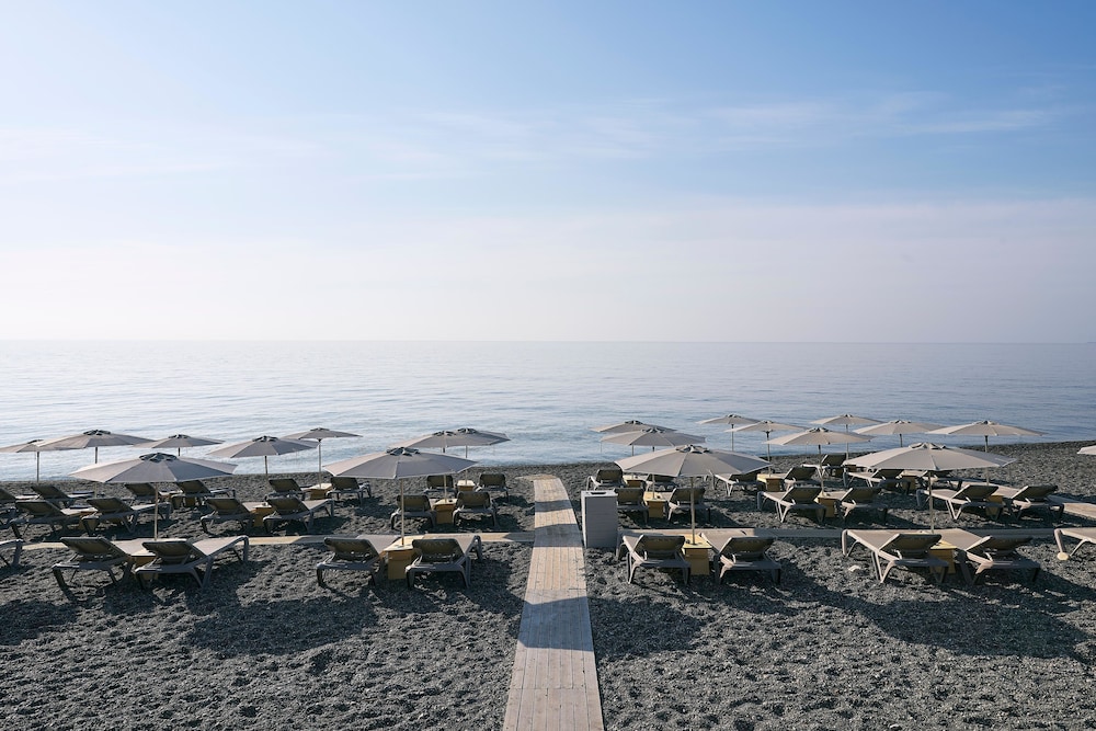 Coriva Beach Hotel - zdjęcie 2