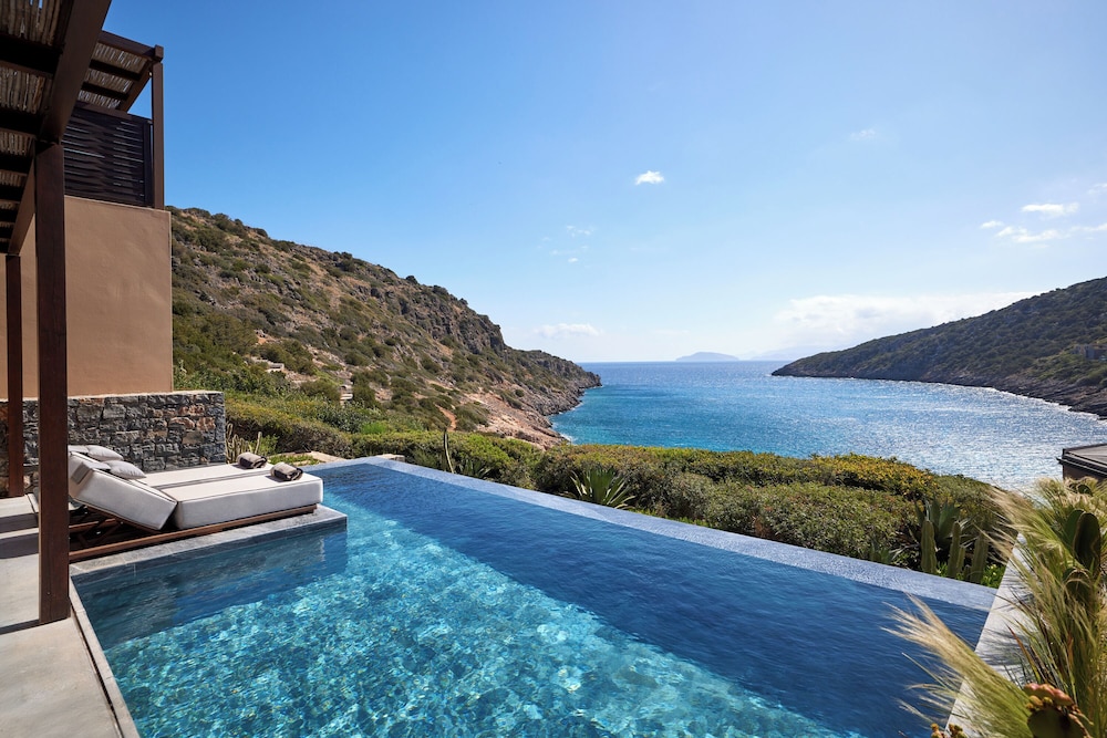 Daios Cove — Swimming pool in Ammoudara (Agios Nikolaos)