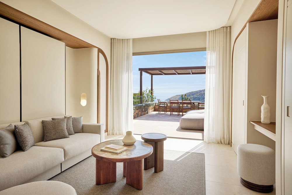 Daios Cove — Hotel rooms in Ammoudara (Agios Nikolaos)