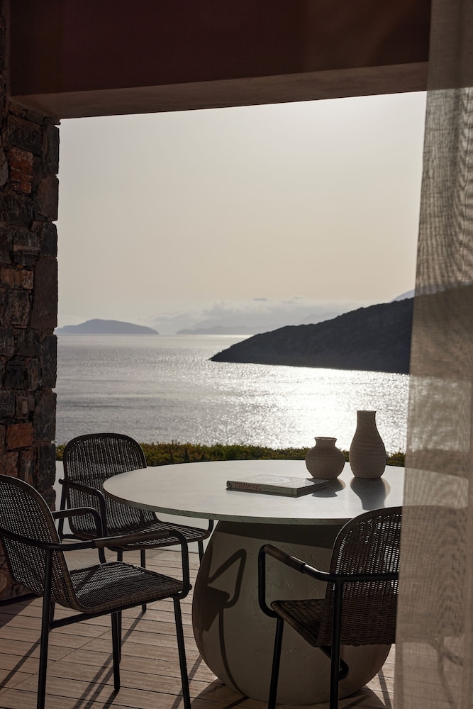 Daios Cove — Hotel rooms in Ammoudara (Agios Nikolaos)