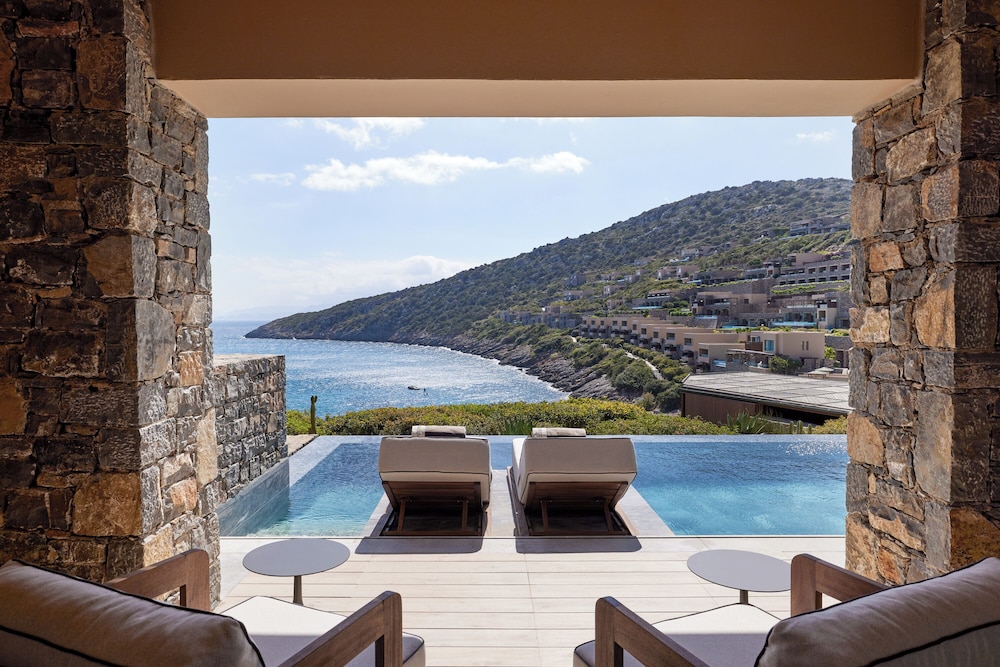 Daios Cove — Swimming pool in Ammoudara (Agios Nikolaos)