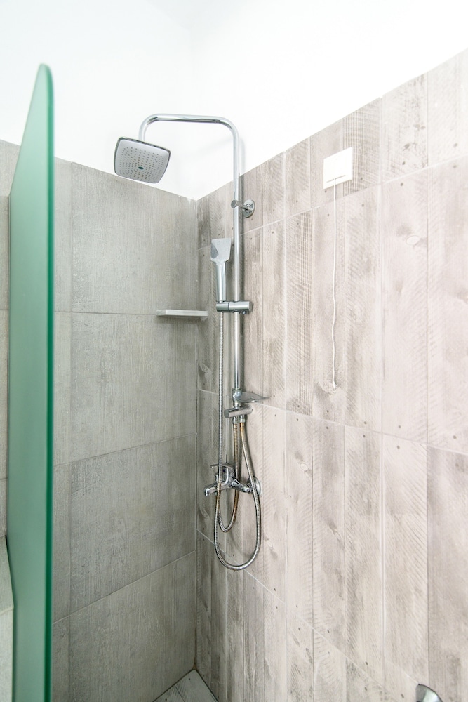 Iris Boutique Hotel — Hotel rooms in Kamari, South Aegean