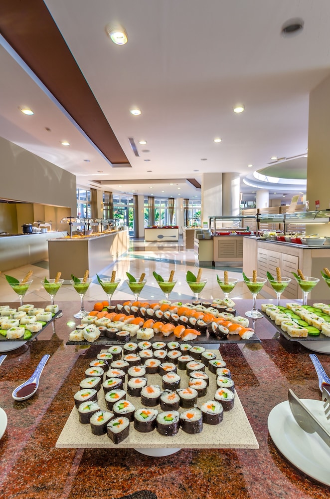 Kipriotis Maris Suites by Anayia All Inclusive Resorts — Restaurant & bars in Psalidi, South Aegean