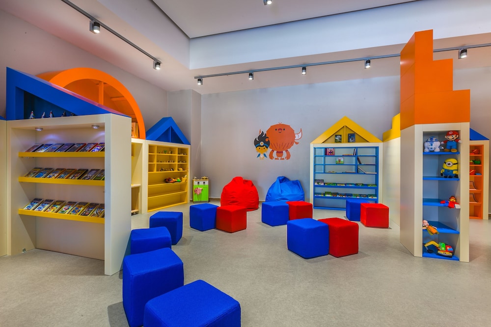 Kipriotis Maris Suites by Anayia All Inclusive Resorts — Attractions for children in Psalidi, South Aegean