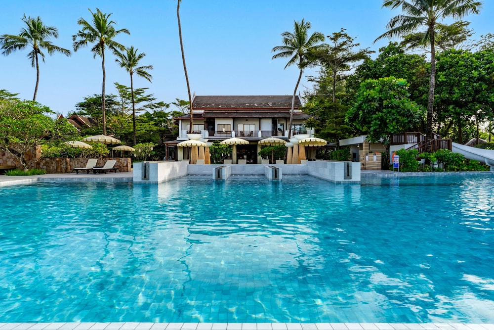 APSARA Beachfront Resort and Villa — Swimming pool in Khao Lak, Phang Nga