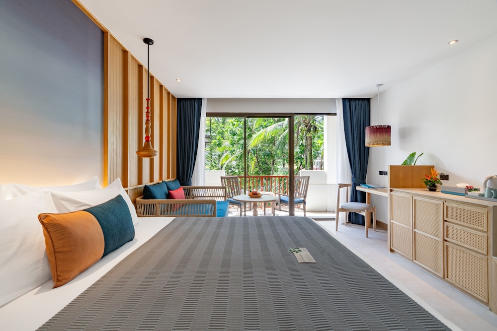 APSARA Beachfront Resort and Villa — Hotel rooms in Khao Lak, Phang Nga