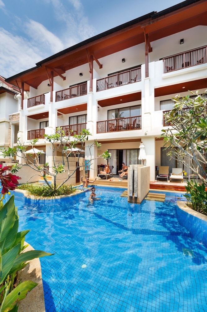 APSARA Beachfront Resort and Villa — Swimming pool in Khao Lak, Phang Nga