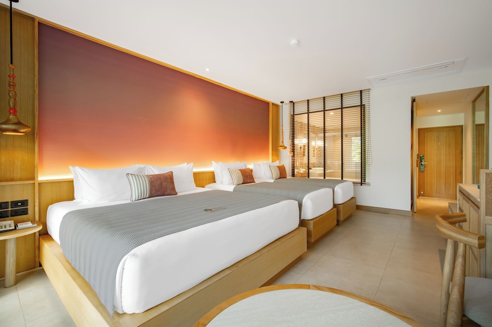 APSARA Beachfront Resort and Villa — Hotel rooms in Khao Lak, Phang Nga