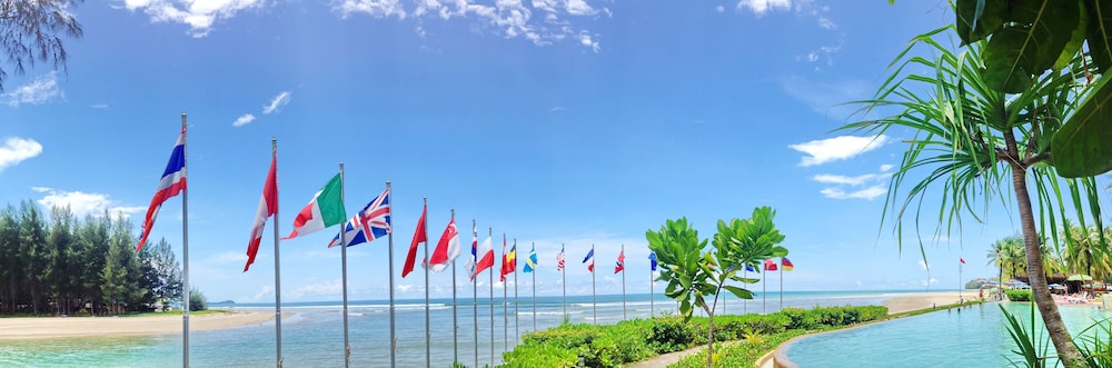 APSARA Beachfront Resort and Villa — Beach in Khao Lak, Phang Nga