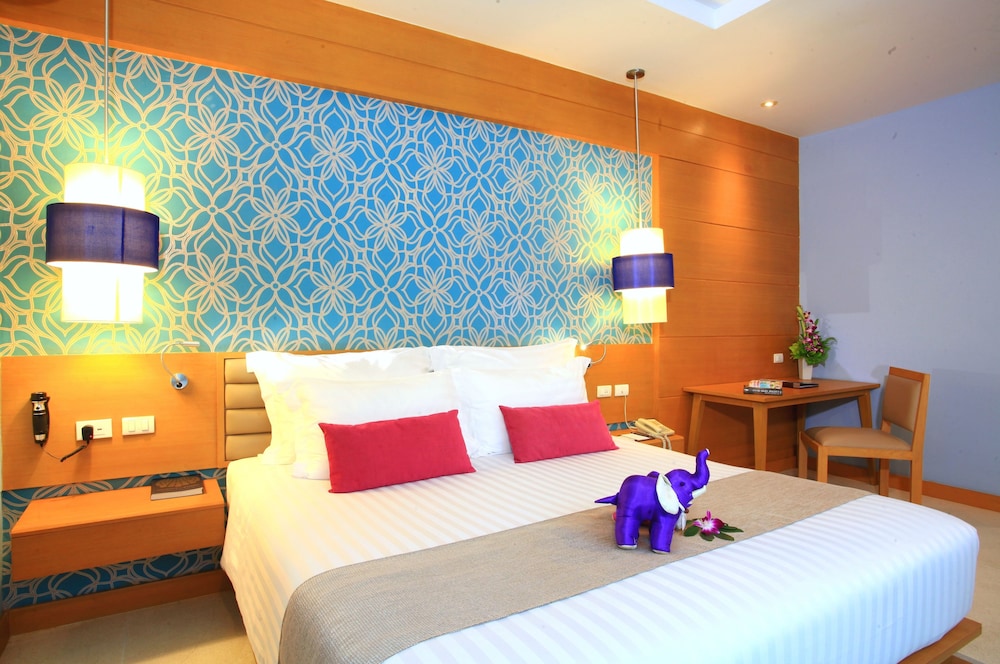APSARA Beachfront Resort and Villa — Hotel rooms in Khao Lak, Phang Nga