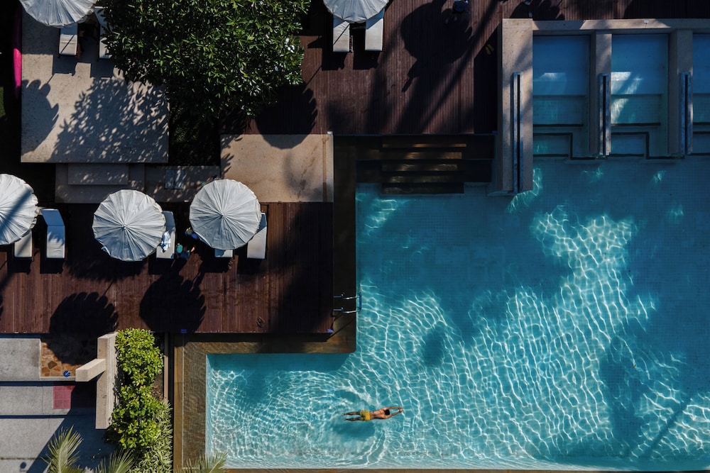 APSARA Beachfront Resort and Villa — Swimming pool in Khao Lak, Phang Nga