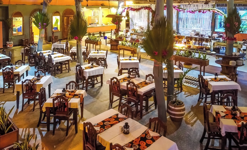 Paradise Beach Resort — Restaurant & bars in Uroa, Zanzibar South