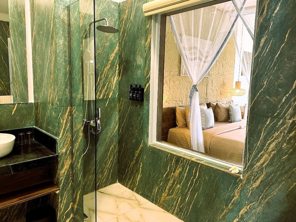 Paradise Beach Resort — Hotel rooms in Uroa, Zanzibar South