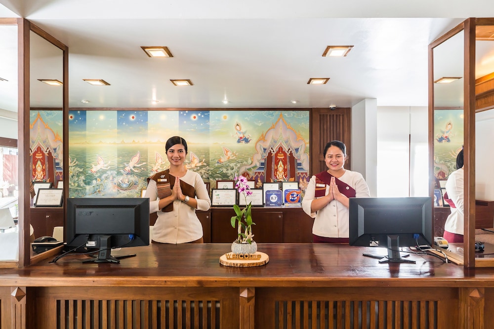 Samui Paradise Chaweng Beach Resort & Spa — Hotel building in Bo Phut, Surat Thani