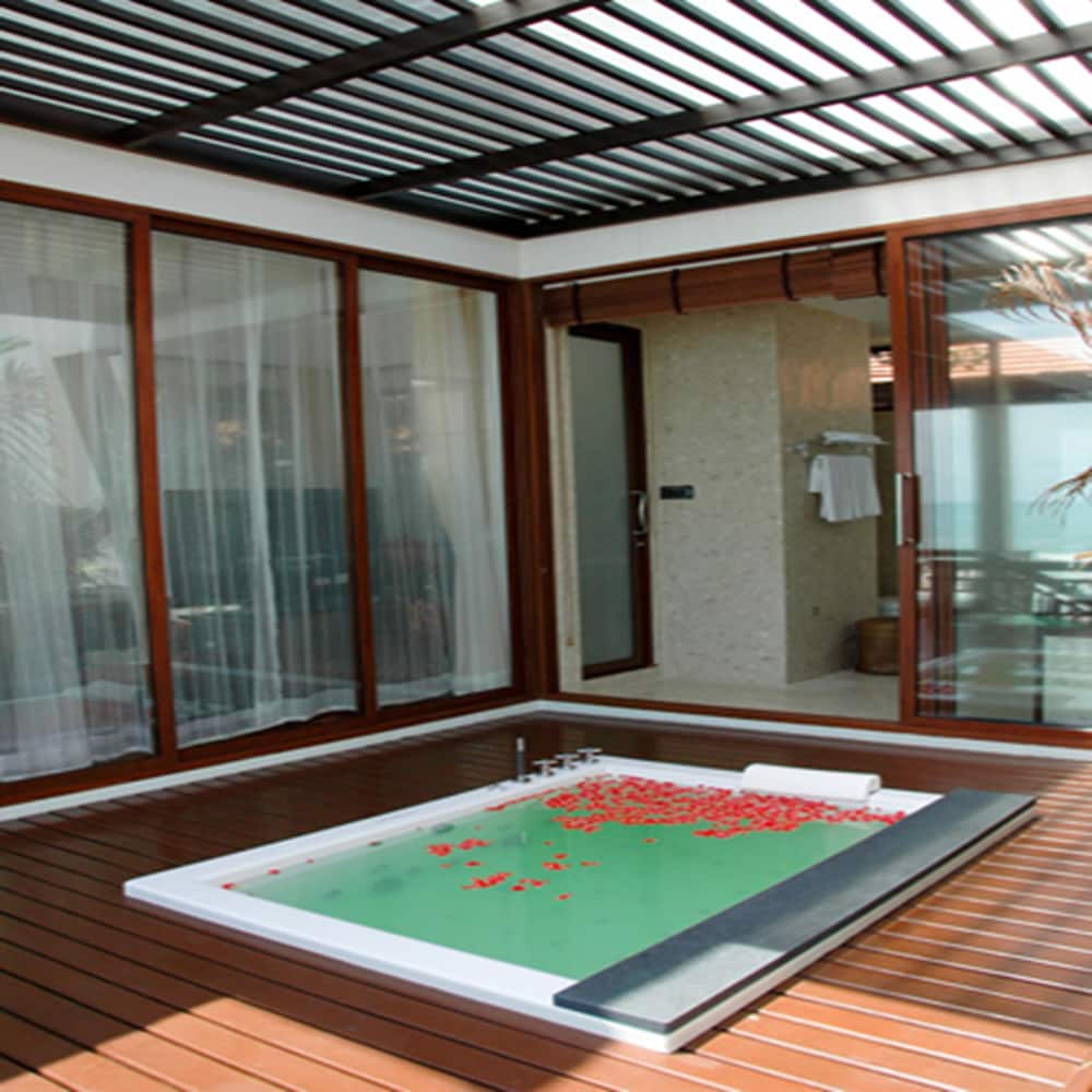 Samui Paradise Chaweng Beach Resort & Spa — Hotel rooms in Bo Phut, Surat Thani