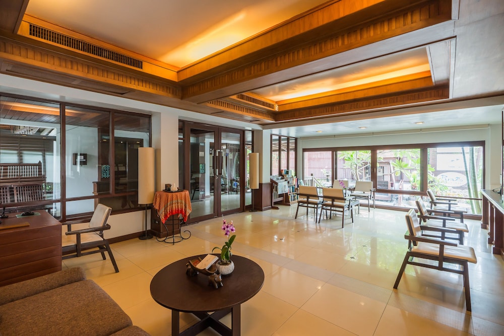 Samui Paradise Chaweng Beach Resort & Spa — Hotel building in Bo Phut, Surat Thani