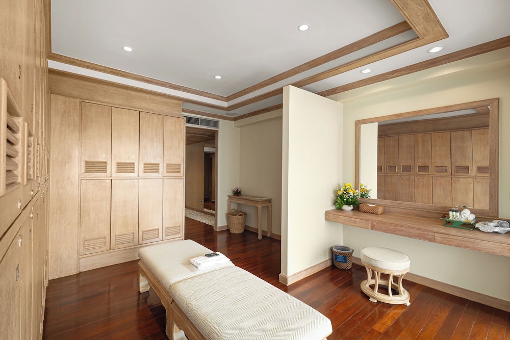 Royal Wing Suites & Spa Pattaya — Spa in Pattaya, Chonburi