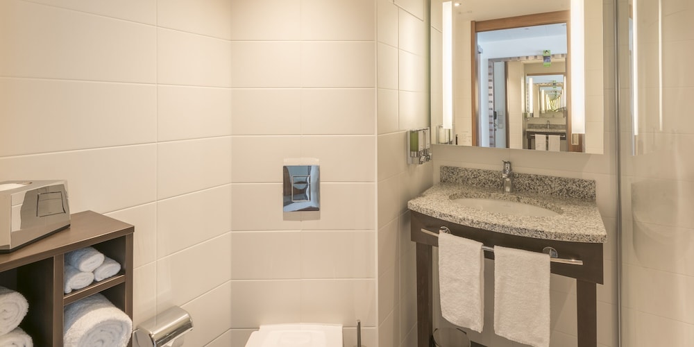 Hampton by Hilton Munich City West — Hotel rooms in Munich, Bavaria