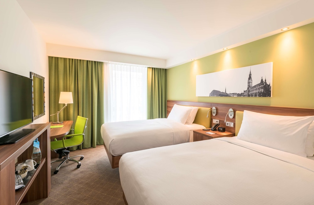 Hampton by Hilton Munich City West — Hotel rooms in Munich, Bavaria
