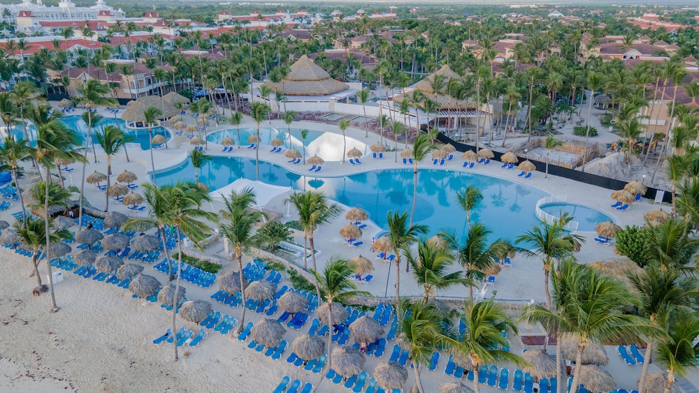 Bahia Principe Explore Punta Cana - Hyatt Inclusive Collection - All Inclusive - Renovated 2026 — Swimming pool in Bavaro, La Altagracia