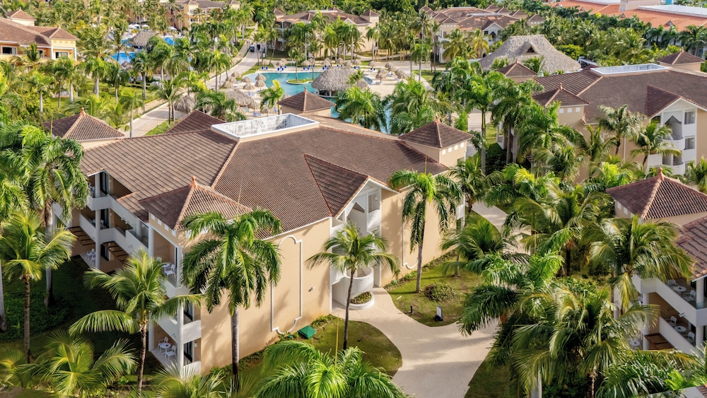 Bahia Principe Explore Punta Cana - Hyatt Inclusive Collection - All Inclusive - Renovated 2026 — Hotel building in Bavaro, La Altagracia