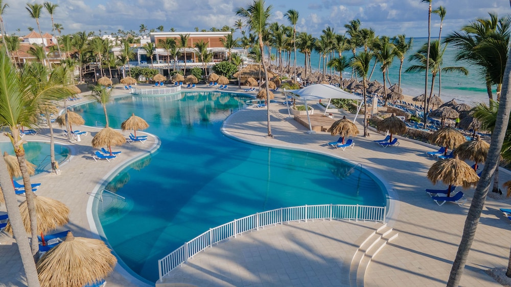 Bahia Principe Explore Punta Cana - Hyatt Inclusive Collection - All Inclusive - Renovated 2026 — Swimming pool in Bavaro, La Altagracia