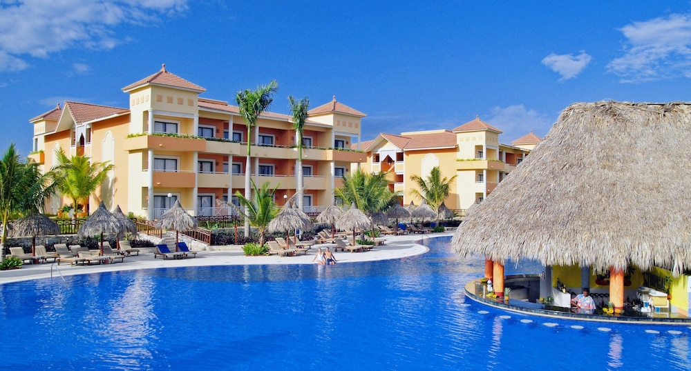 Bahia Principe Explore Punta Cana - Hyatt Inclusive Collection - All Inclusive - Renovated 2026 — Swimming pool in Bavaro, La Altagracia