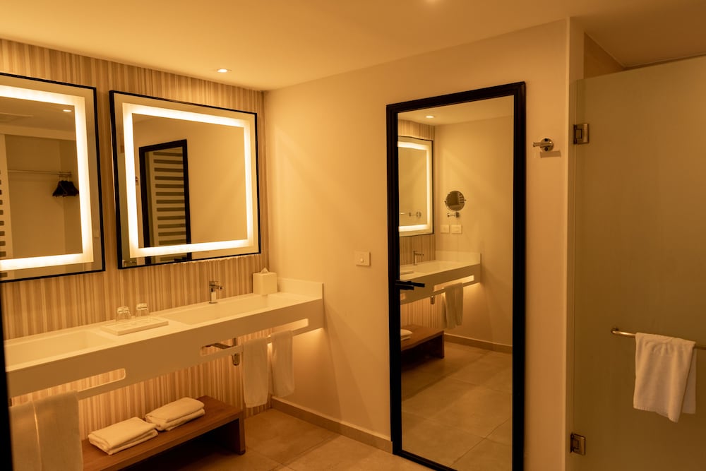 Bahia Principe Explore Punta Cana - Hyatt Inclusive Collection - All Inclusive - Renovated 2026 — Hotel rooms in Bavaro, La Altagracia