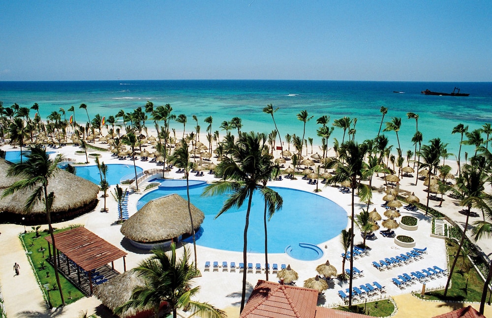 Bahia Principe Explore Punta Cana - Hyatt Inclusive Collection - All Inclusive - Renovated 2026 — Swimming pool in Bavaro, La Altagracia