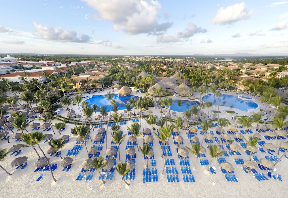 Bahia Principe Explore Punta Cana - Hyatt Inclusive Collection - All Inclusive - Renovated 2026 — Swimming pool in Bavaro, La Altagracia