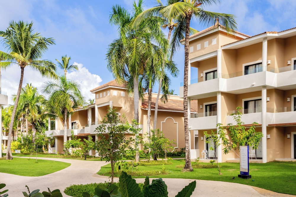 Bahia Principe Explore Punta Cana - Hyatt Inclusive Collection - All Inclusive - Renovated 2026 — Hotel building in Bavaro, La Altagracia