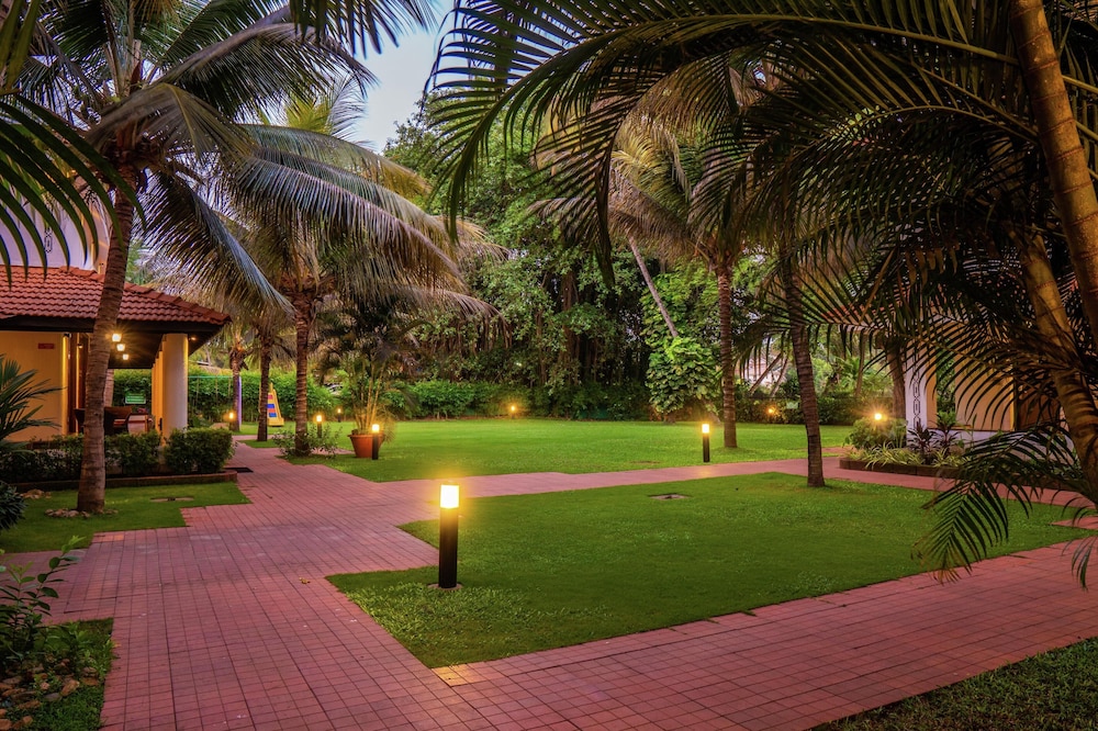 DoubleTree by Hilton Hotel Goa - Arpora - Baga — Hotel building in Arpora, Goa