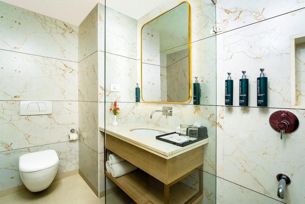 DoubleTree by Hilton Hotel Goa - Arpora - Baga — Hotel rooms in Arpora, Goa