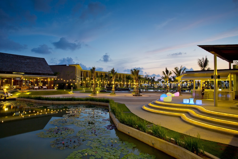 The Sands Khao Lak by Katathani — Hotel building in Khao Lak, Phang Nga