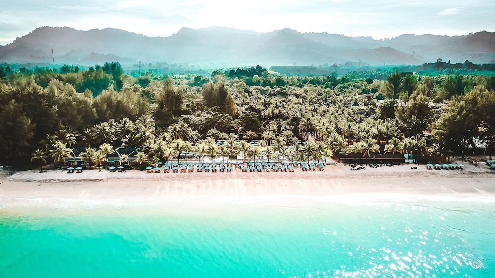 ananea Beyond Khaolak — Beach in Khuekkhak, Phang Nga