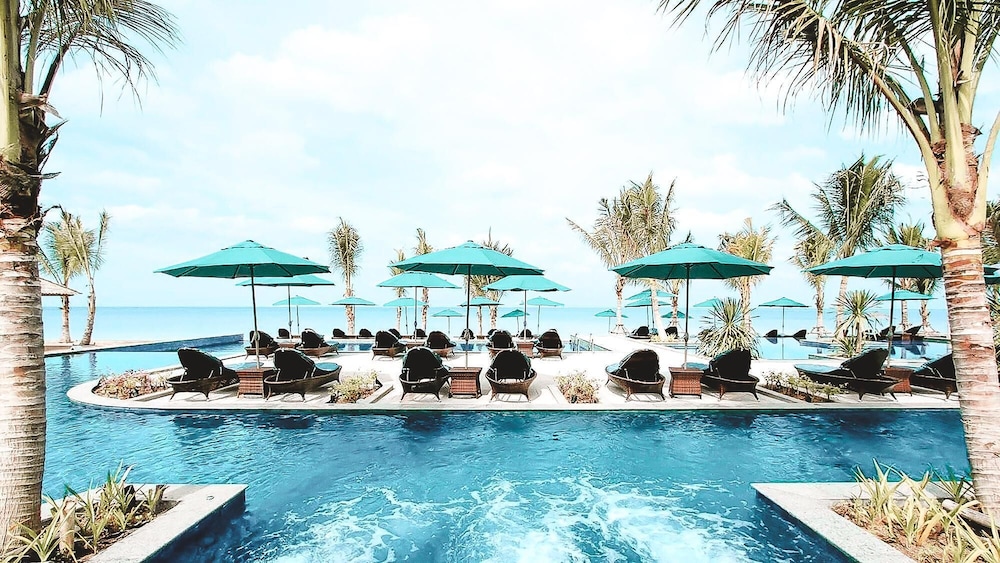 ananea Beyond Khaolak — Swimming pool in Khuekkhak, Phang Nga