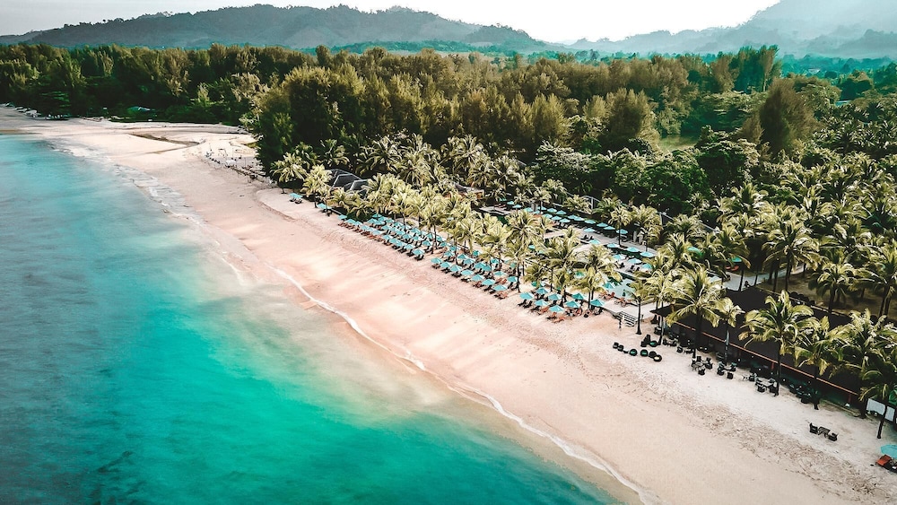 ananea Beyond Khaolak — Beach in Khuekkhak, Phang Nga