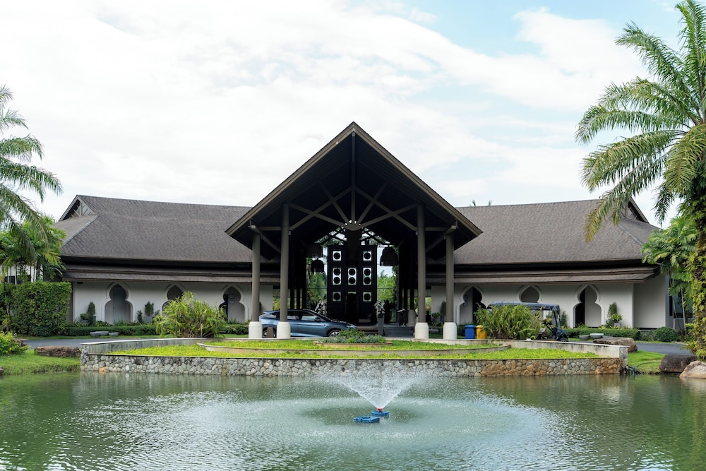 ananea Beyond Khaolak — Hotel building in Khuekkhak, Phang Nga