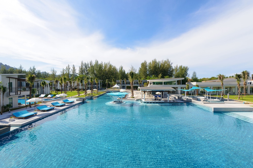 The Waters Khao Lak by Katathani — Swimming pool in Khao Lak, Phang Nga