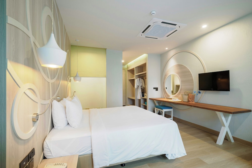 The Waters Khao Lak by Katathani — Hotel rooms in Khao Lak, Phang Nga