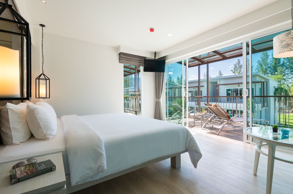 The Waters Khao Lak by Katathani — Hotel rooms in Khao Lak, Phang Nga