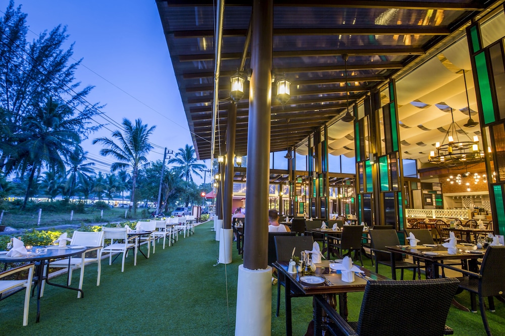 The Waters Khao Lak by Katathani — Restaurant & bars in Khao Lak, Phang Nga