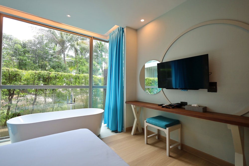 The Waters Khao Lak by Katathani — Hotel rooms in Khao Lak, Phang Nga