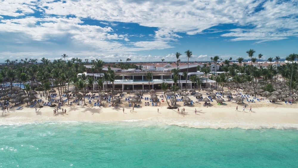 Bahia Principe Escape Ambar - Hyatt Inclusive Collection - Adults Only - All Inclusive — Beach in Bavaro, La Altagracia