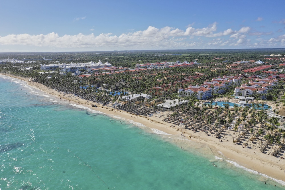 Bahia Principe Escape Ambar - Hyatt Inclusive Collection - Adults Only - All Inclusive — Beach in Bavaro, La Altagracia
