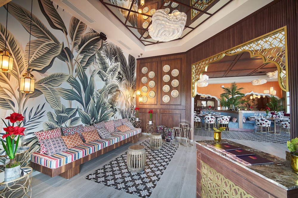 Bahia Principe Escape Ambar - Hyatt Inclusive Collection - Adults Only - All Inclusive — Restaurant & bars in Bavaro, La Altagracia