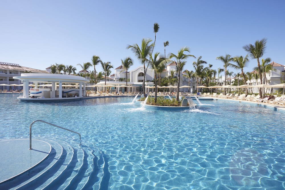 Bahia Principe Escape Ambar - Hyatt Inclusive Collection - Adults Only - All Inclusive — Swimming pool in Bavaro, La Altagracia
