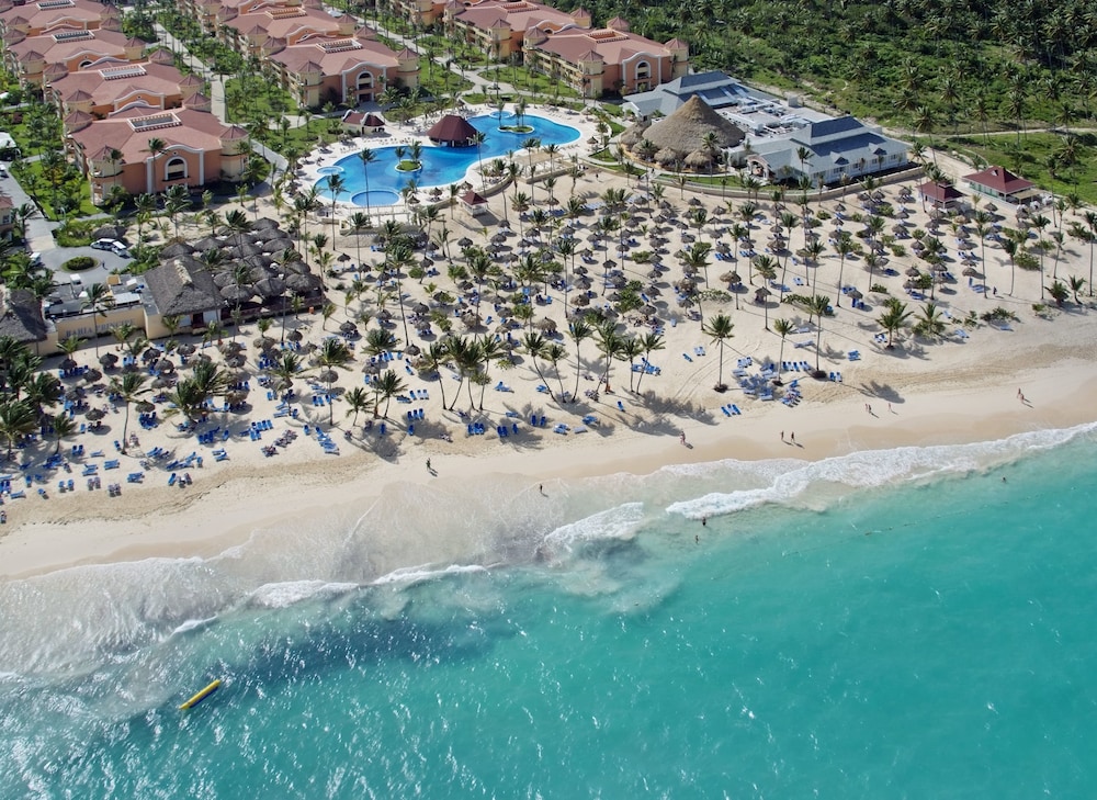 Bahia Principe Escape Ambar - Hyatt Inclusive Collection - Adults Only - All Inclusive — Beach in Bavaro, La Altagracia
