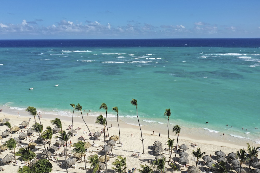 Bahia Principe Escape Ambar - Hyatt Inclusive Collection - Adults Only - All Inclusive — Beach in Bavaro, La Altagracia